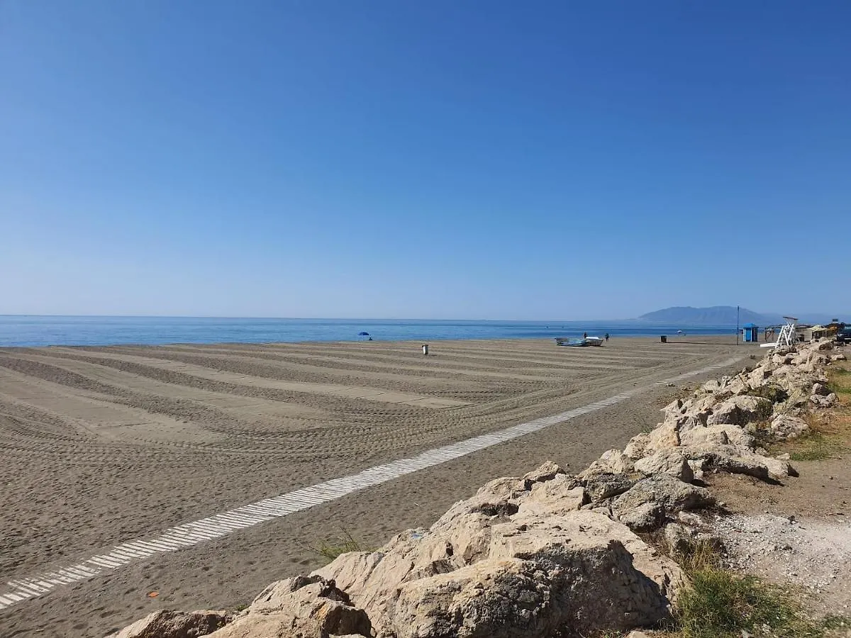 Boutique Apartment Near The Beach, 1 Gbps Wi-Fi マラガ スペイン